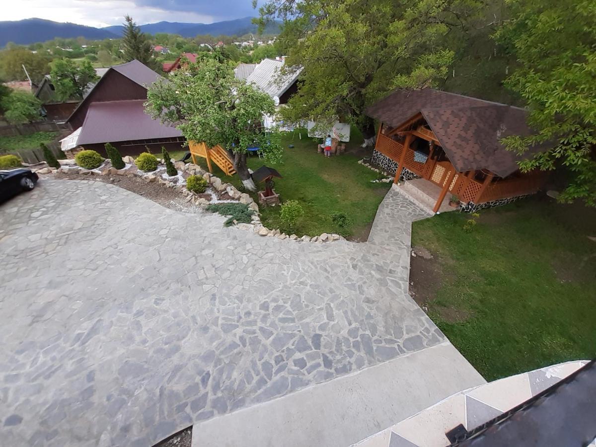 Casa Dintre Pini Villa Paltinoasa ภายนอก รูปภาพ