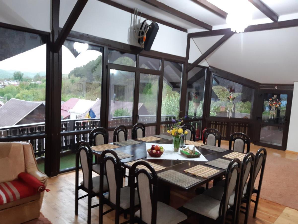 Casa Dintre Pini Villa Paltinoasa ภายนอก รูปภาพ